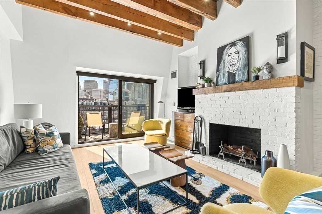 Property Photo:  28 Atlantic Ave 534  MA 02110 