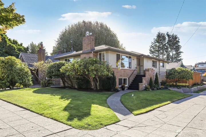 Property Photo:  3901 SW Hanford Street  WA 98116 