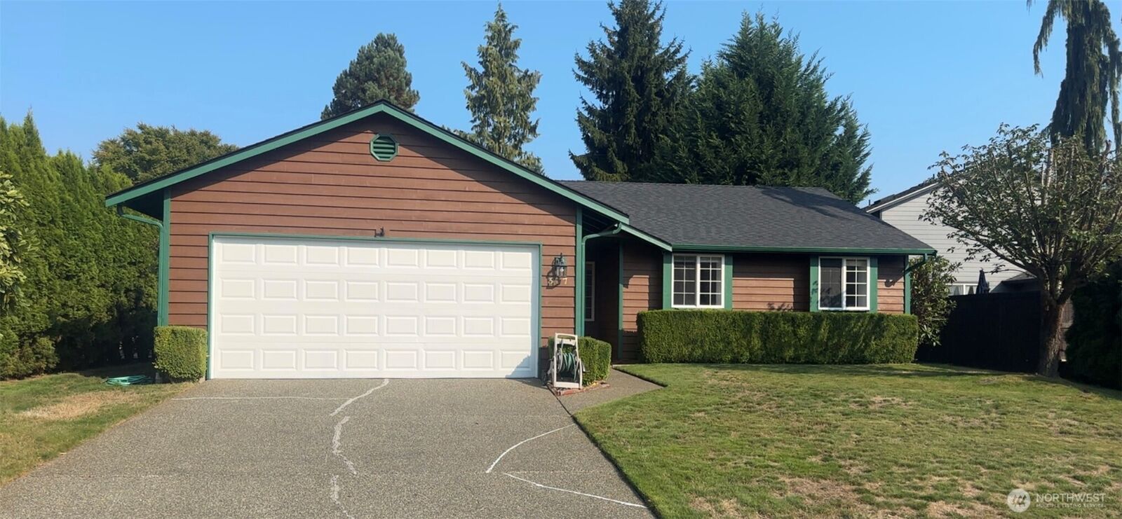 Property Photo:  307  Vista Court  WA 98252 
