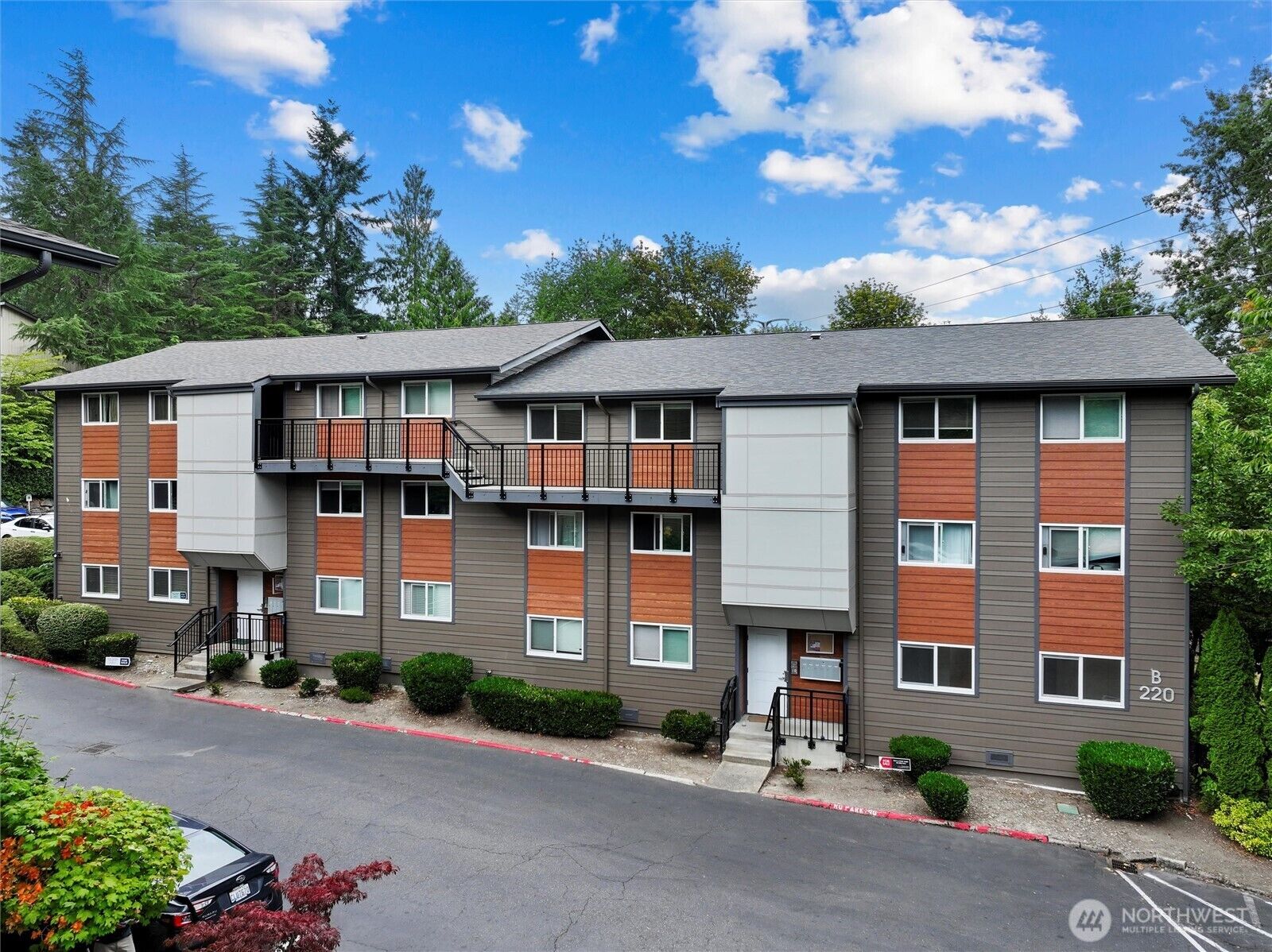 Property Photo: 220 SW Clark Street B104 WA 98027