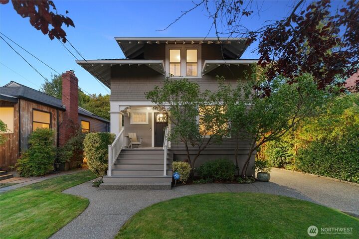 1912  26th Avenue E  Seattle WA 98112 photo