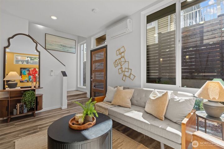 Property Photo:  9221  Linden Avenue C  WA 98103 