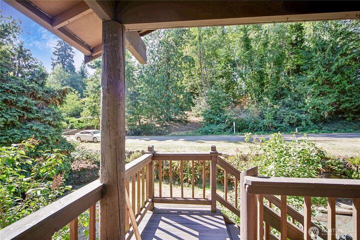 Property Photo:  750 NE Woods Court  WA 98311 