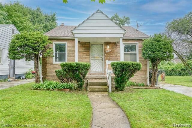 Property Photo: 9244 Carlin Street MI 48228