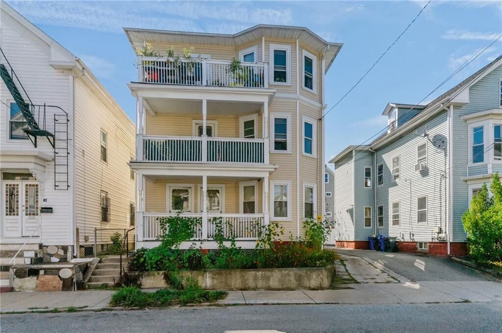 Property Photo:  16 Ruggles Street  RI 02908 