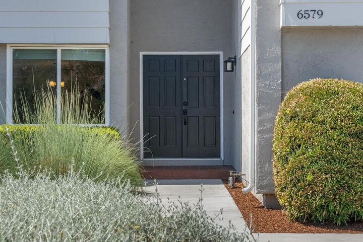 Property Photo: 6579 Prague Court CA 95119