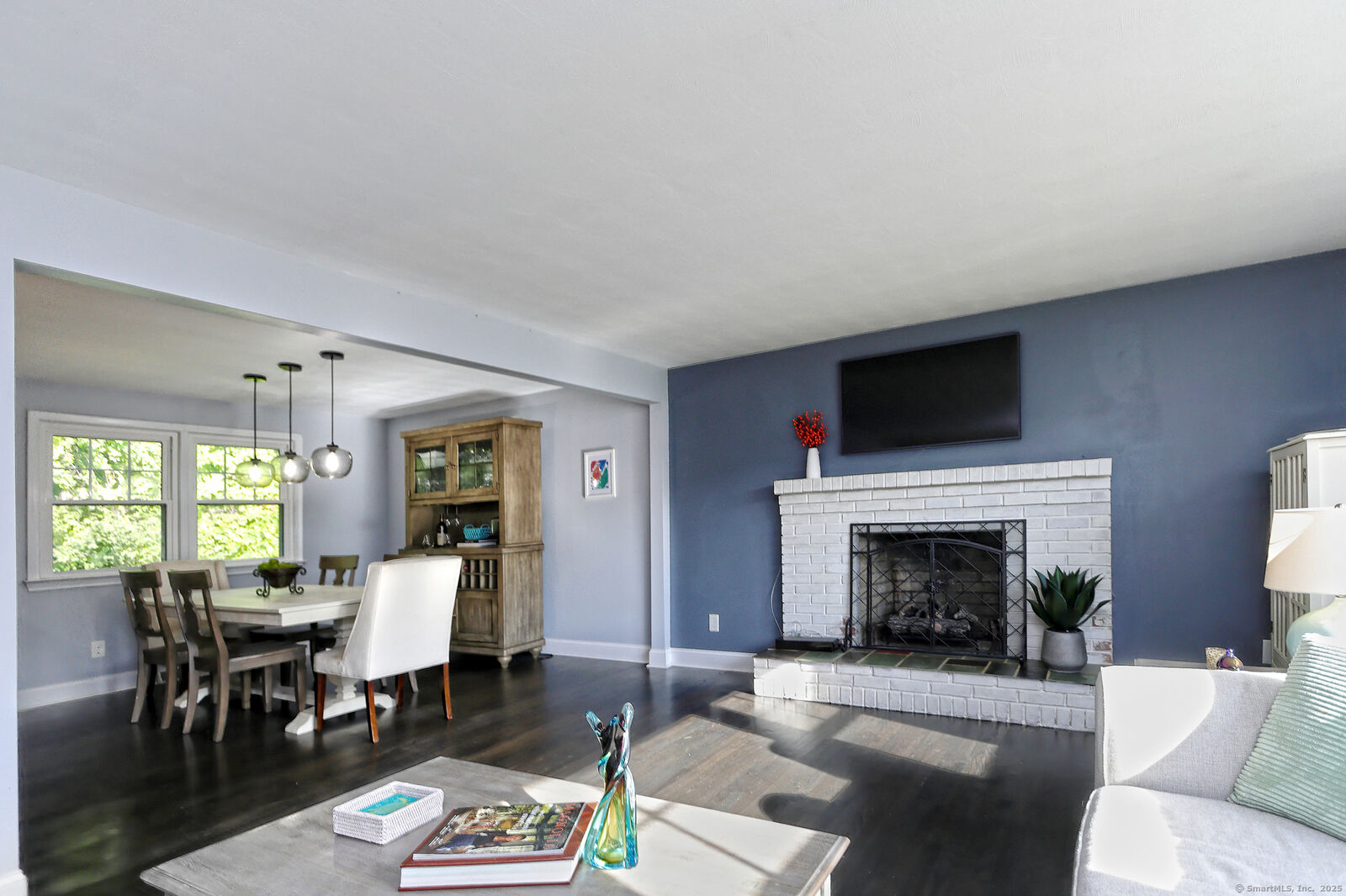 Property Photo:  1180 Shepard Avenue  CT 06514 
