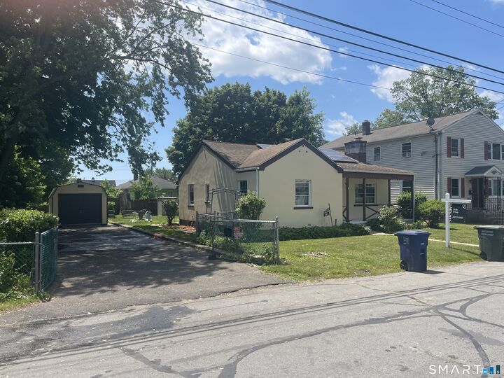 Property Photo:  181 Cityview Avenue  CT 06606 