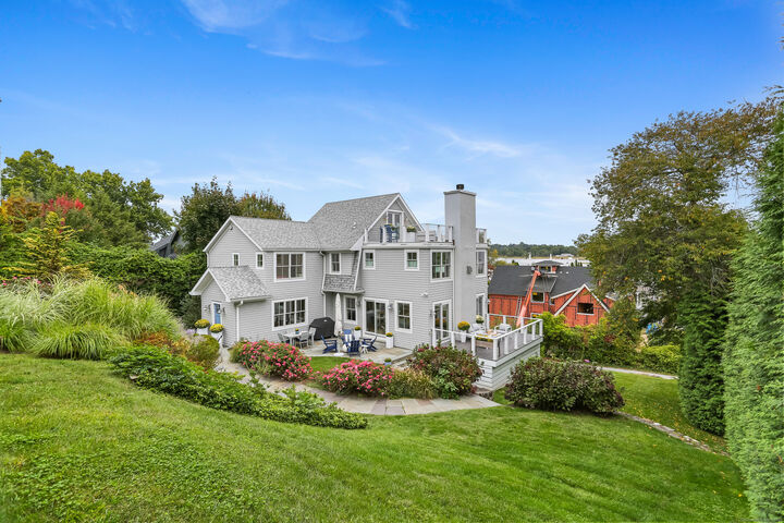 Property Photo:  11 Sterling Drive  CT 06880 