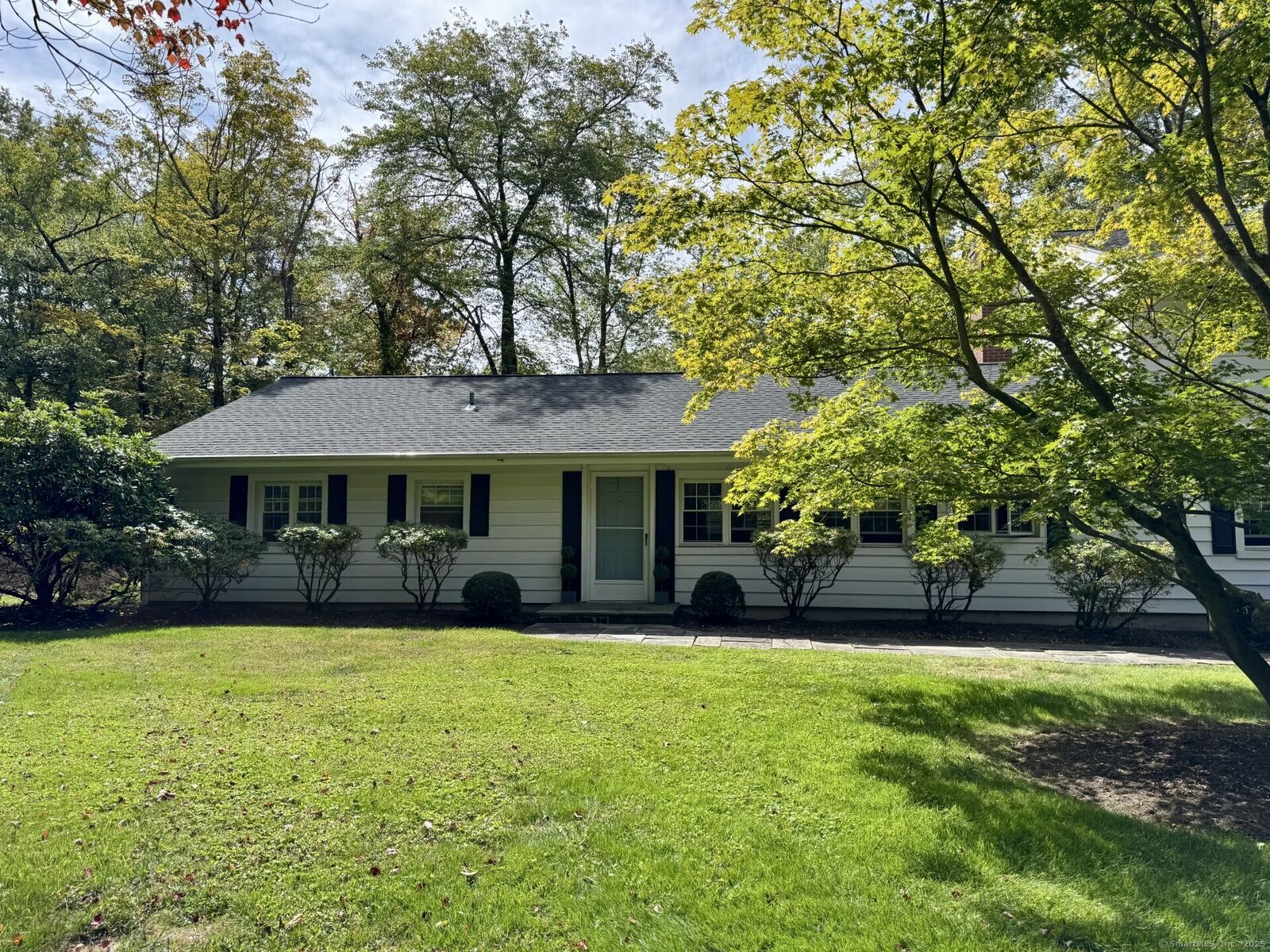 Property Photo:  23 Silver Hill Road  CT 06877 