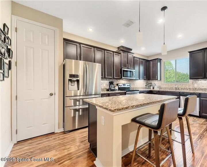 Property Photo:  386 Reed Grass Drive  FL 32765 