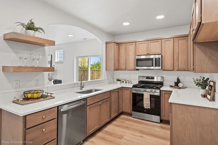 Property Photo:  310 N Viewmont Ct 7/1 Canyon  WA 99016 