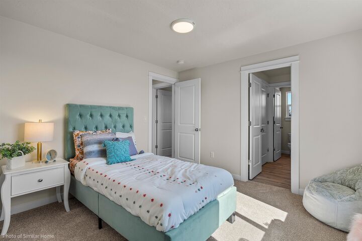 Property Photo: 302 N Viewmont Ct 3/1 Middleton WA 99016