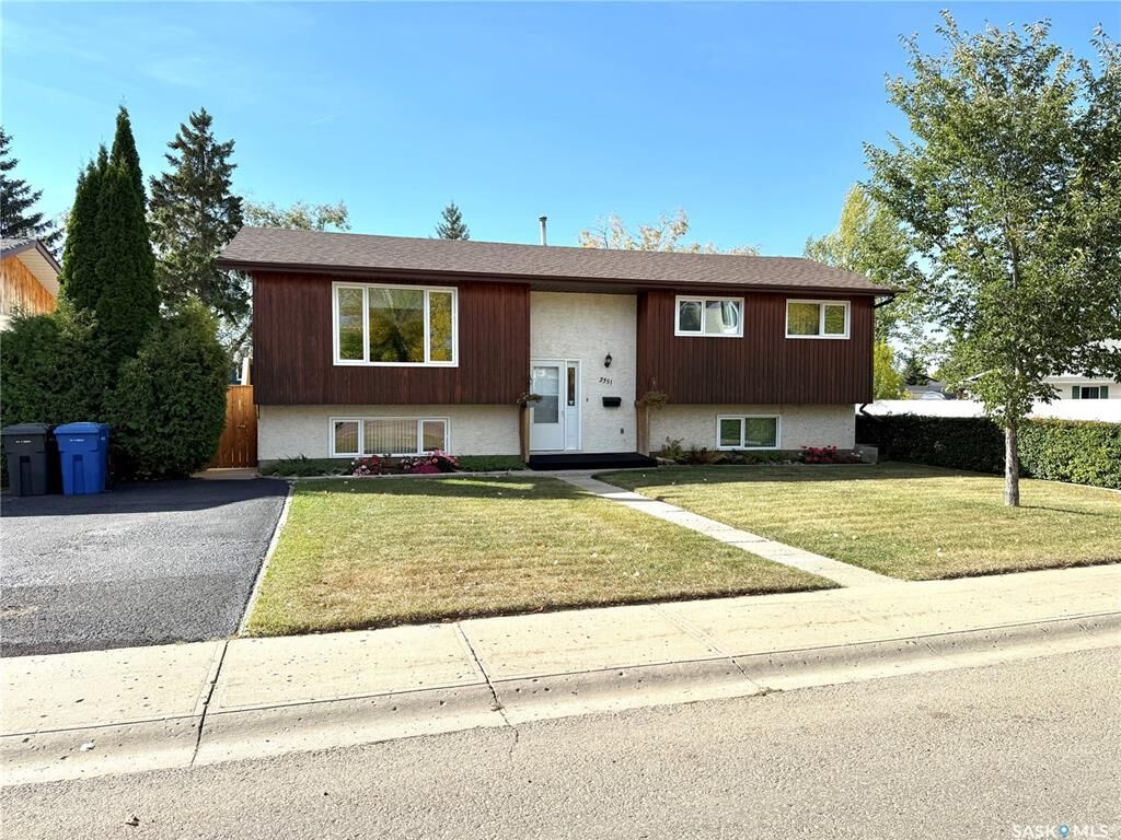 Property Photo:  2351 Kildeer Drive  SK S9A 3T4 