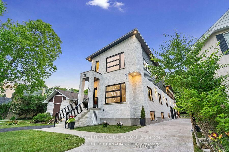 Photo de la propriété:  858 William Street  ON N5Y 2S3