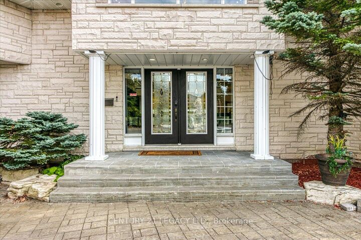 Photo de la propriété: 376 Maki Avenue ON P3E 2P2