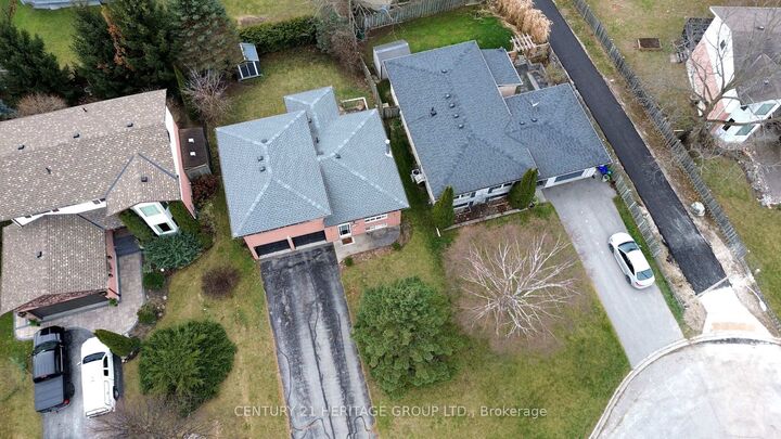 Property Photo:  10 Hawkins Street  ON L0E 1R0 