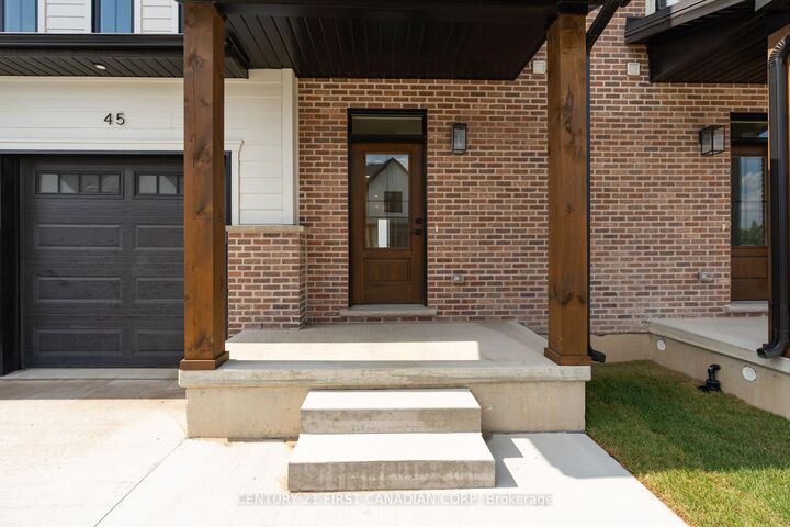 Property Photo:  147-45 Scotts Drive  ON N0M 2J0 