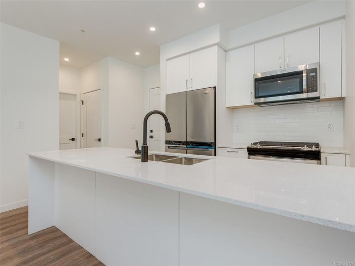Property Photo: 654 Granderson Rd 511 BC V9B 7B9