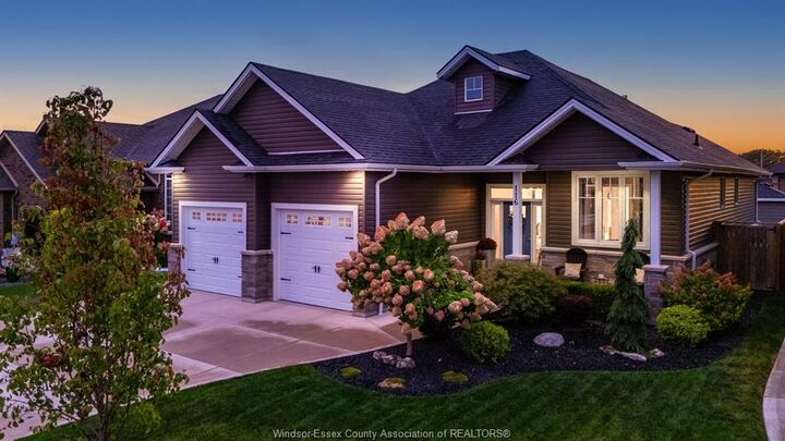 Property Photo:  116 Golfview Drive  ON N9Y 0A6 