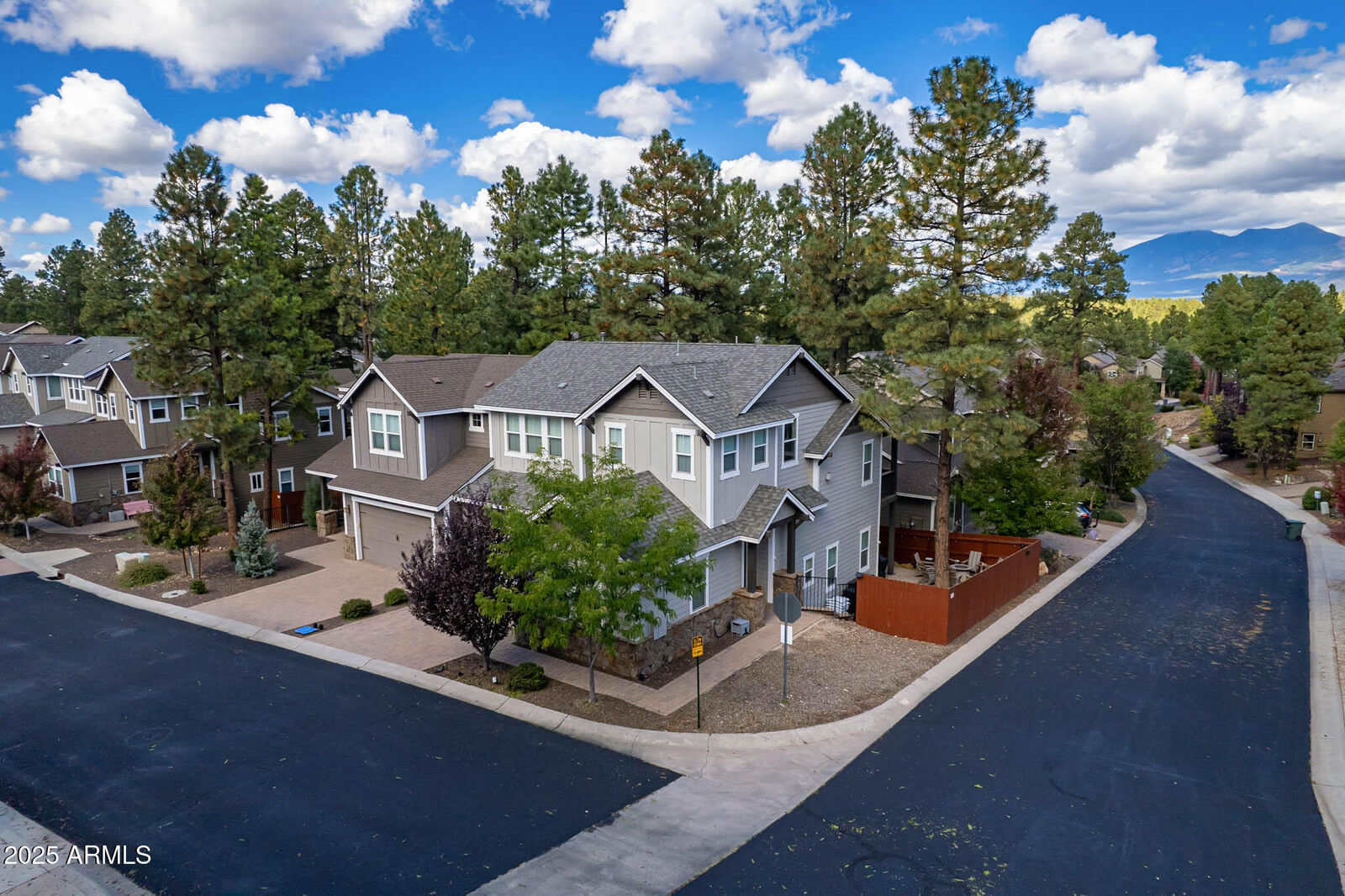 Property Photo: 3322 S Hannah Lane AZ 86005