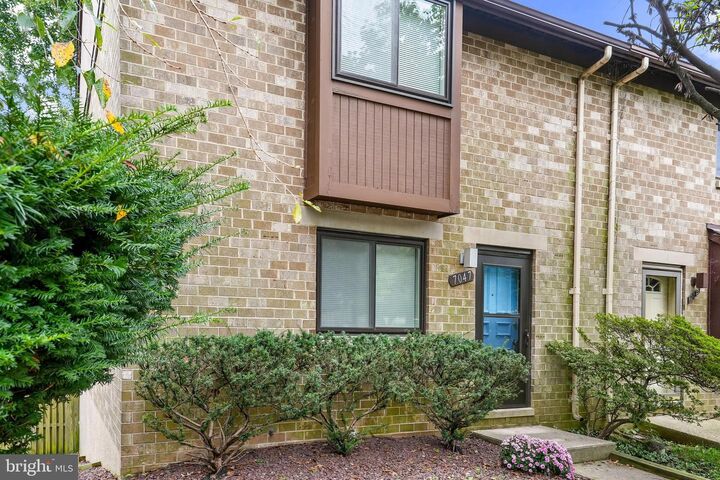 Property Photo: 7047 Knighthood Lane MD 21045
