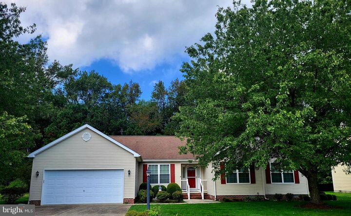 Property Photo:  25 Aintree Drive  DE 19958 