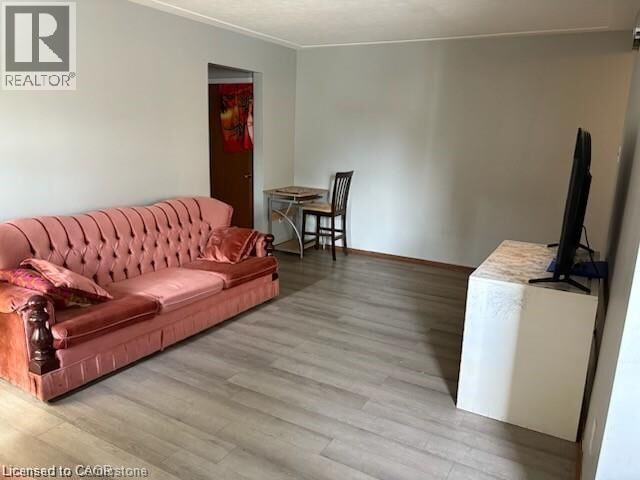 Photo de la propriété: 80 Kinzie Avenue 3 ON N2A 2J5