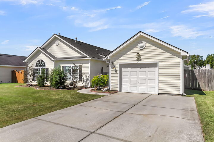 Property Photo:  642 Savannah River Drive  SC 29485 