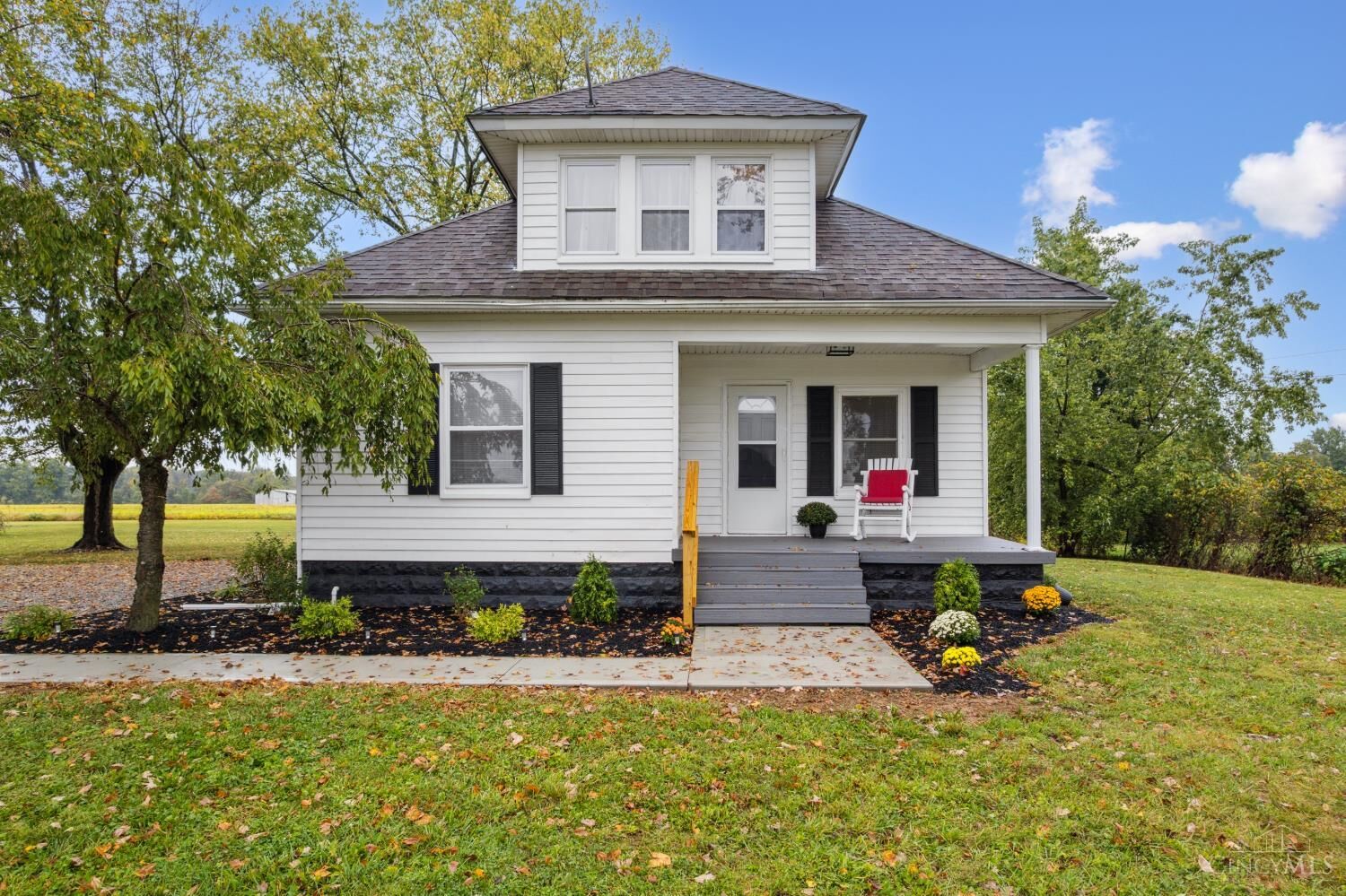 Property Photo: 3345 Edwards Road OH 45133