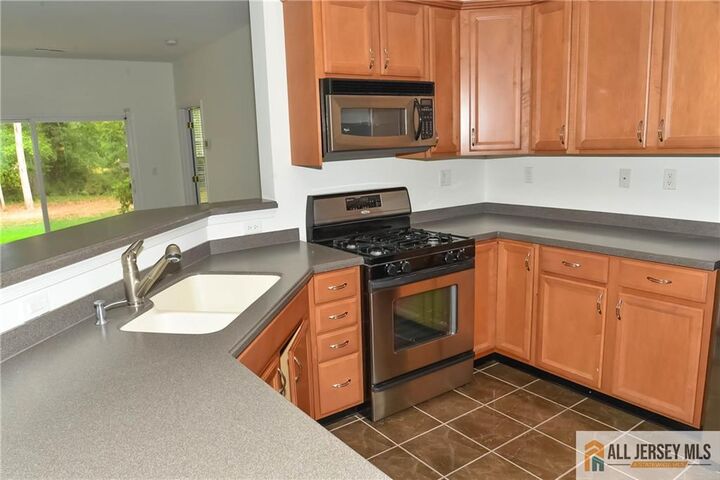 Property Photo:  2103 Neville Court  NJ 08873 