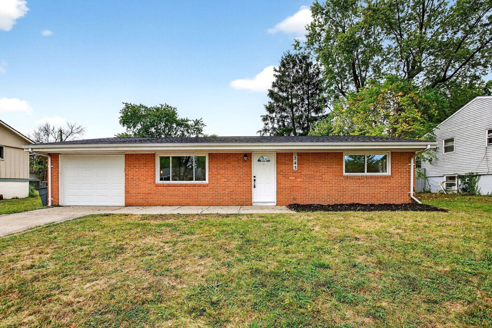 Property Photo: 343 Imperial Drive OH 43230