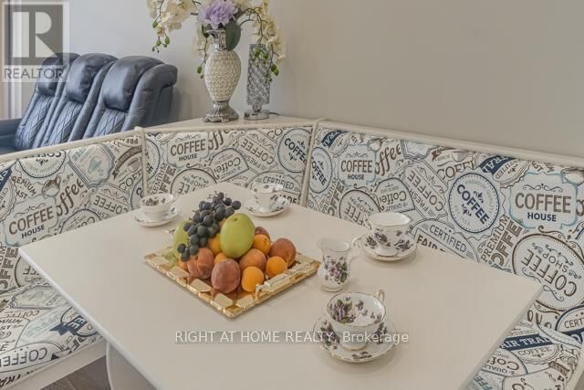 Property Photo:  12 Laskin Drive  ON L6A 5A4 