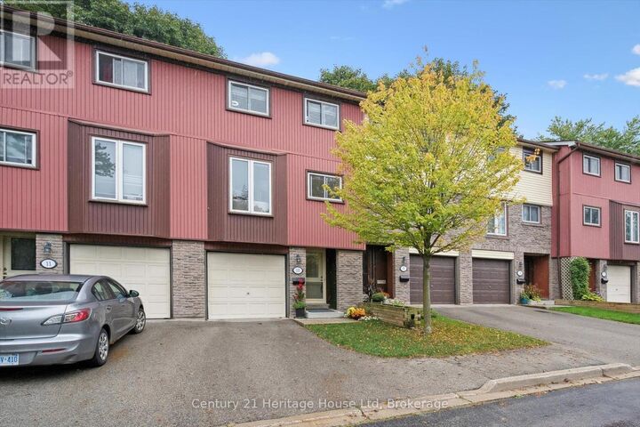 Property Photo:  2 Worton Avenue 10  ON N1H 7C5 