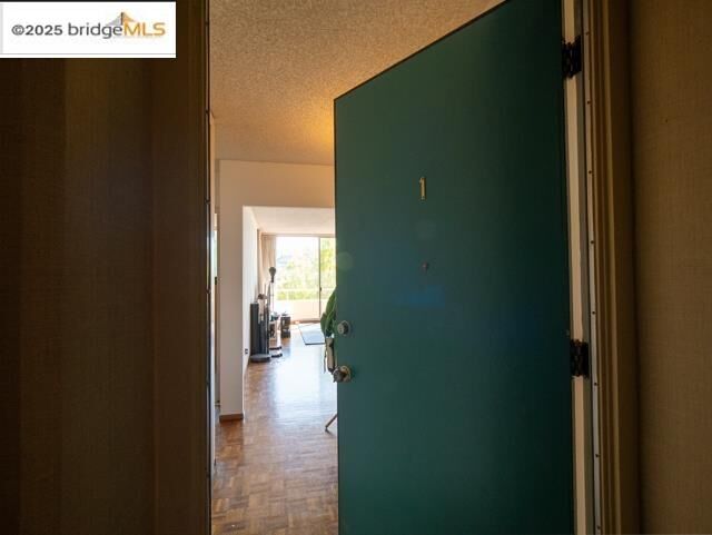 Property Photo:  320 Lee St 201  CA 94610 