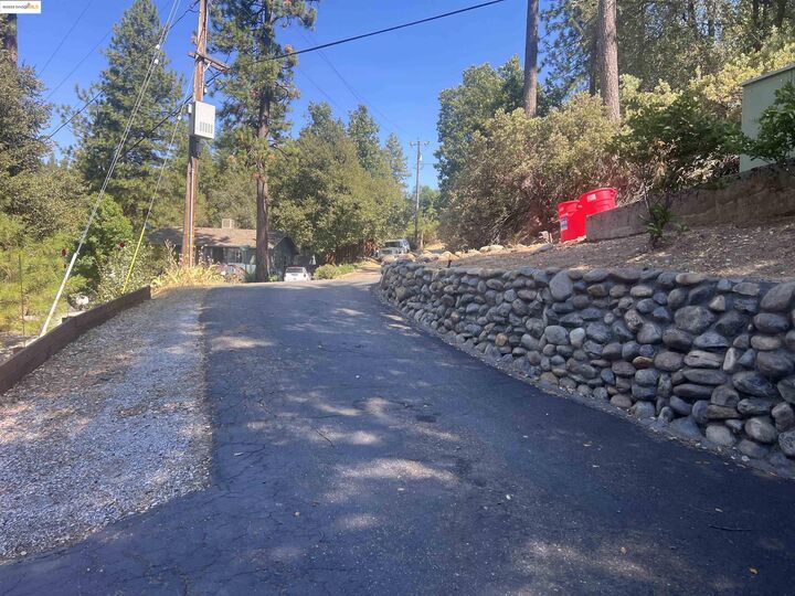Property Photo: 20384 Canyonview Dr CA 95479