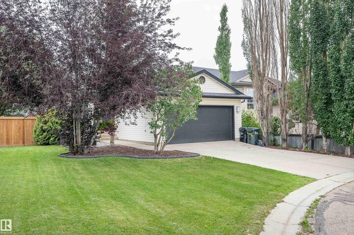 Property Photo:  34 Foxboro Close  AB T8A 6C1 