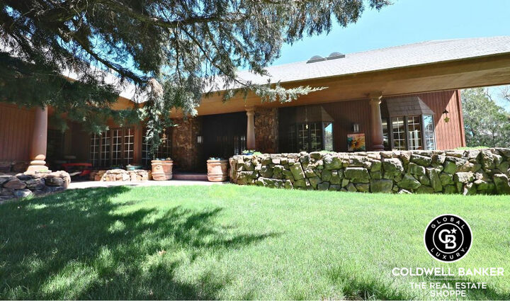 Property Photo:  1735 E Parallel Road  KS 67846 