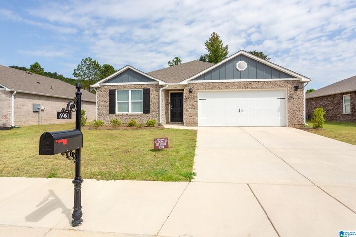 Property Photo:  6981 Southern Trace Loop  AL 35094 