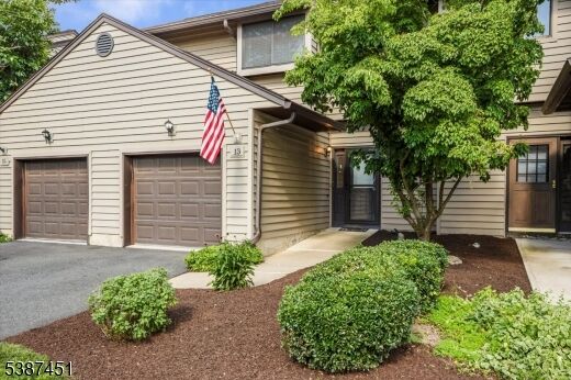 Property Photo:  13 Cardinal Ln 13  NJ 07860 