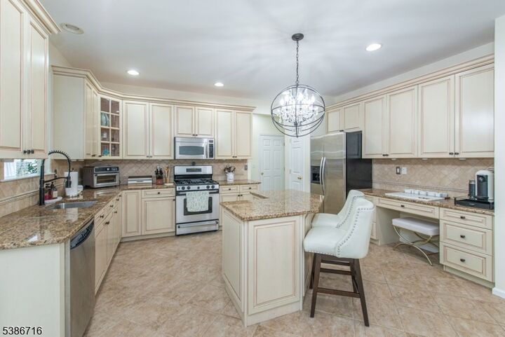 Property Photo: 43 Saunders Ln NJ 07840
