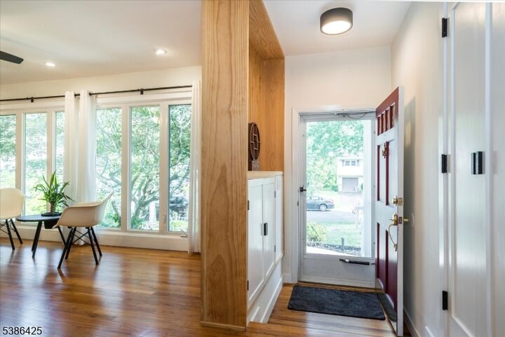 Property Photo:  36 Shadow Ln  NJ 07922 