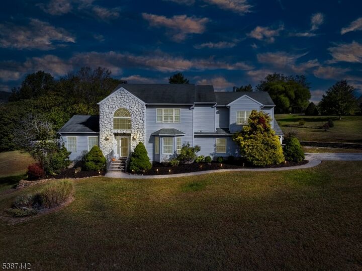 Property Photo: 7 Palomino Trl NJ 07462