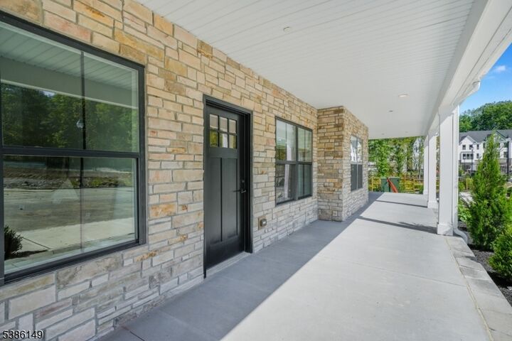 Property Photo: 106 Encampment Ct NJ 07082