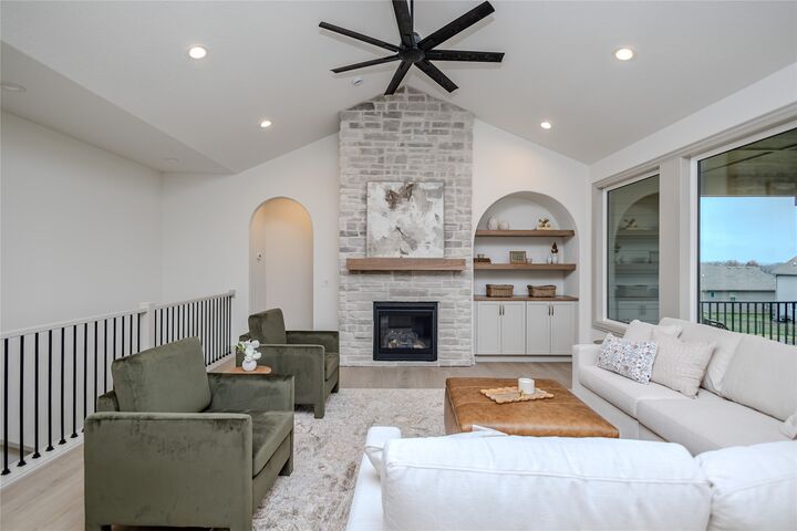 Property Photo:  1207 S 92nd Street  IA 50266 