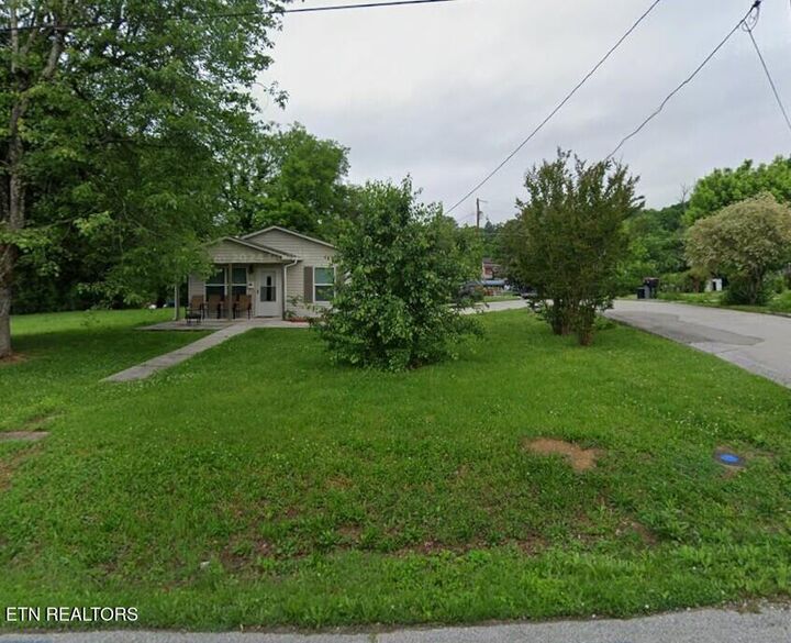 Property Photo:  415 First St  TN 37763 