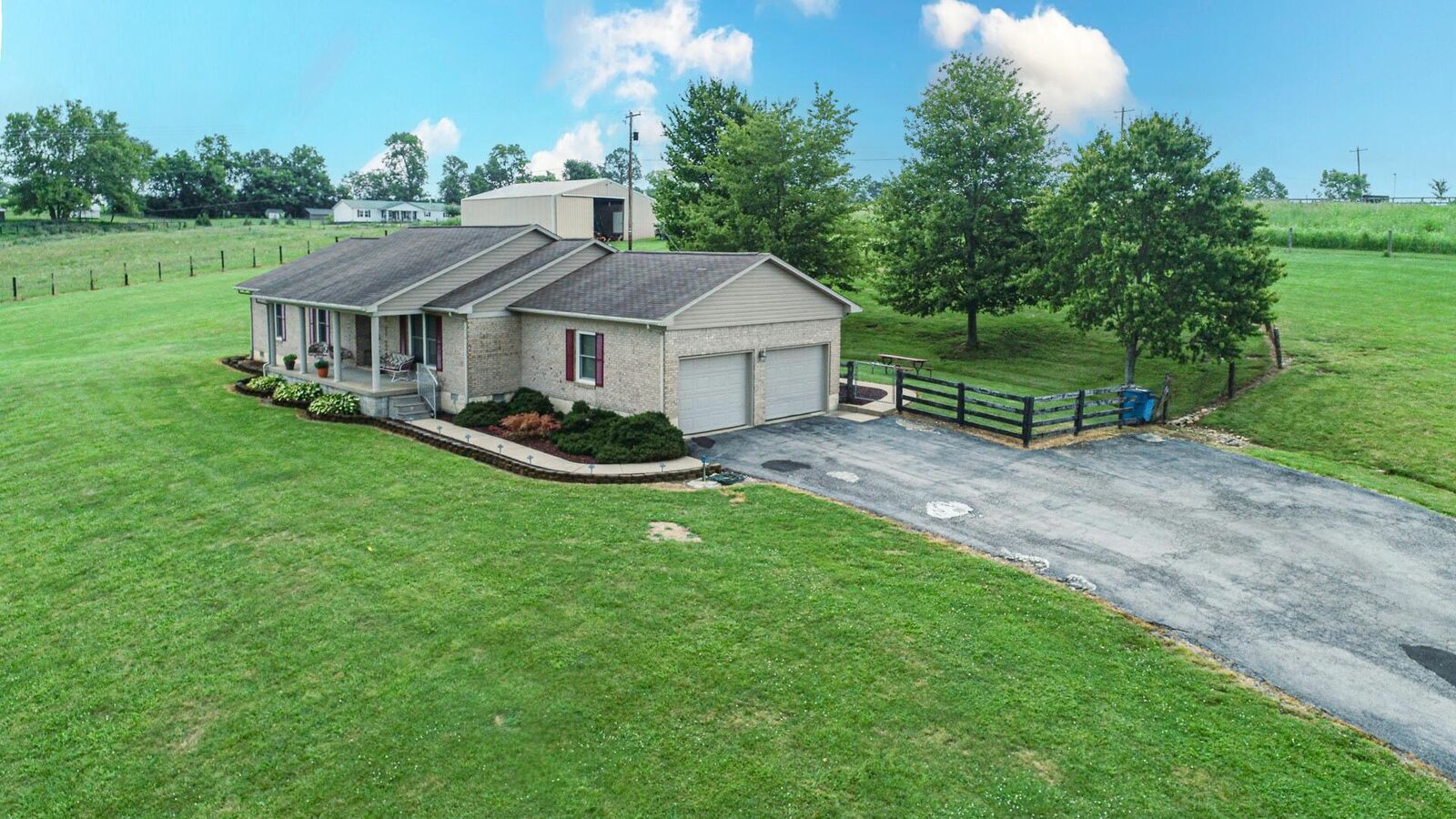 Property Photo:  3011 N Middletown Road  KY 40361 