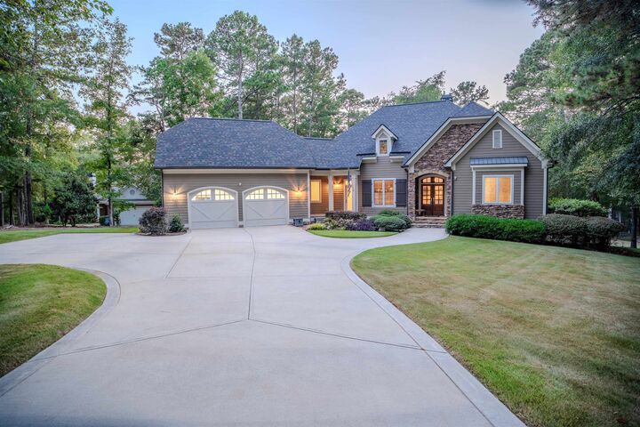 Property Photo:  1341 Planters Trail  GA 30642 