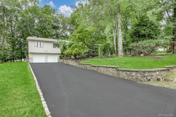 Property Photo: 5 Rookery Circle NY 10956