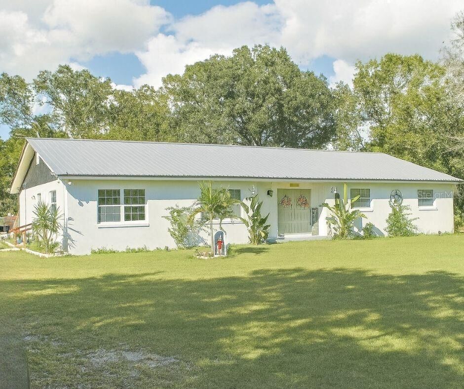 Property Photo: 4429 E Quail Run FL 33825